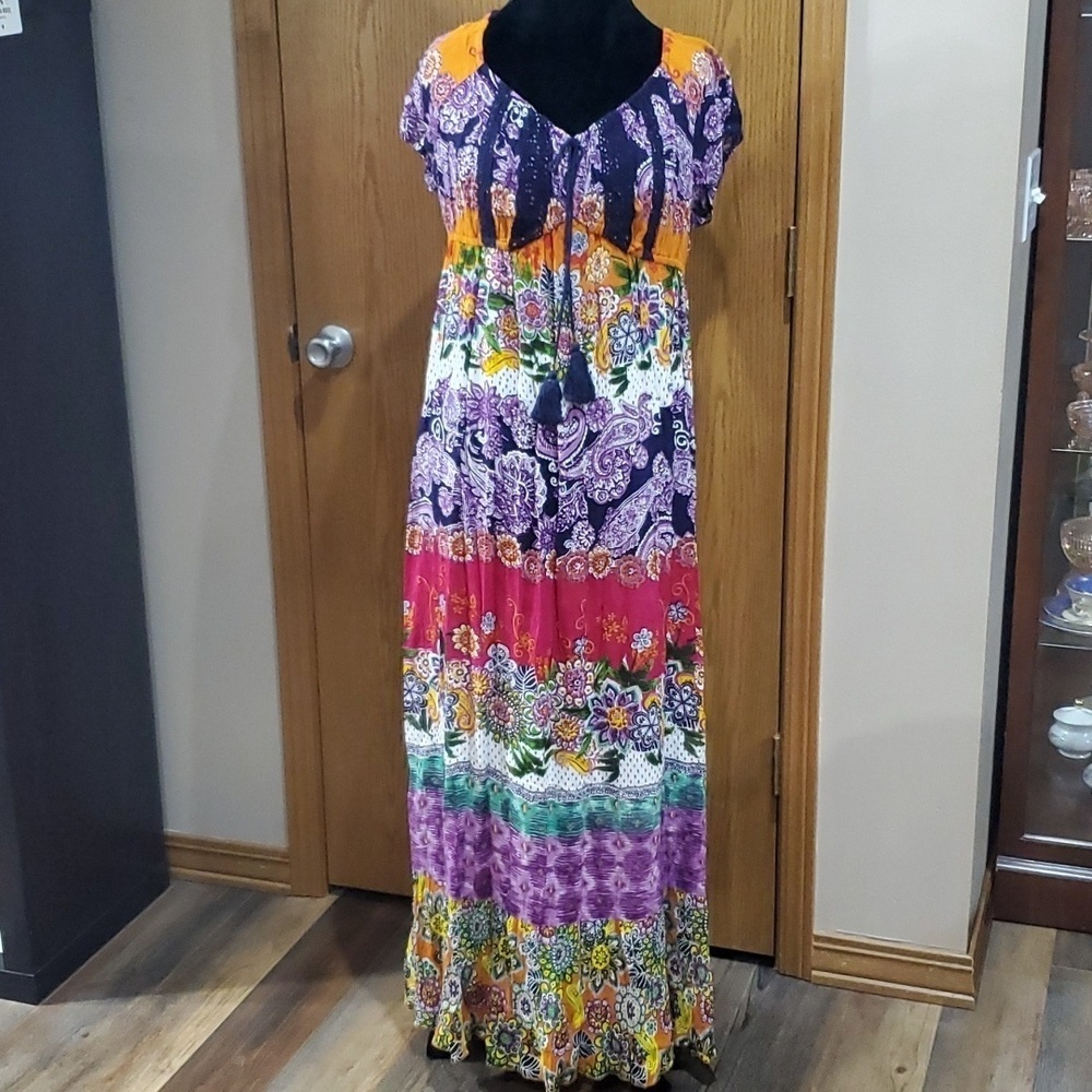 Soft surroundings multicolored tiered maxi dress short sleeve off shoulder